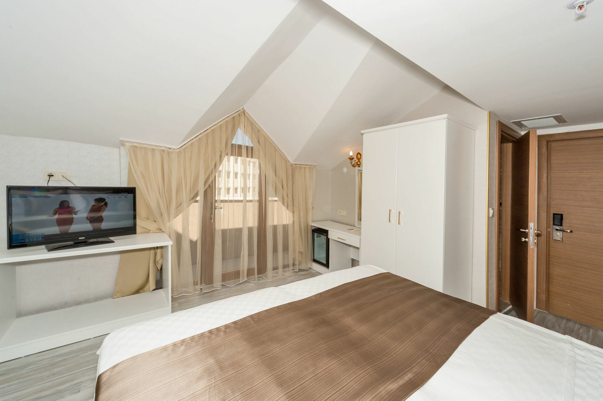 Grand Pamir Hotel Stambuł Zewnętrze zdjęcie